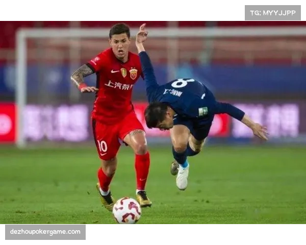 维塔尔传球缺乏威胁 海港外援中场未能梳理进攻节奏